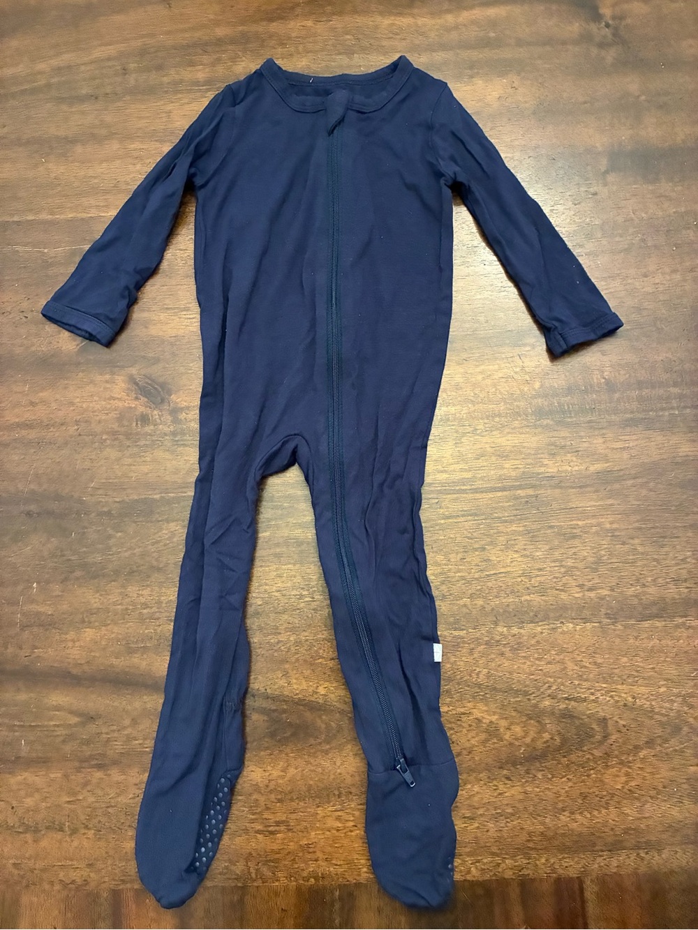 Kyte Baby Zippered Romper 6-12 Months Pajamas Bamboo Navy Blue Minor Wash Wear